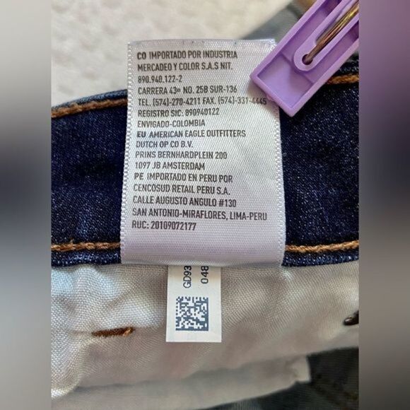 Women’s American Eagle dark blue super stretch roll up hem Jean shorts size 4 - Picture 8 of 16